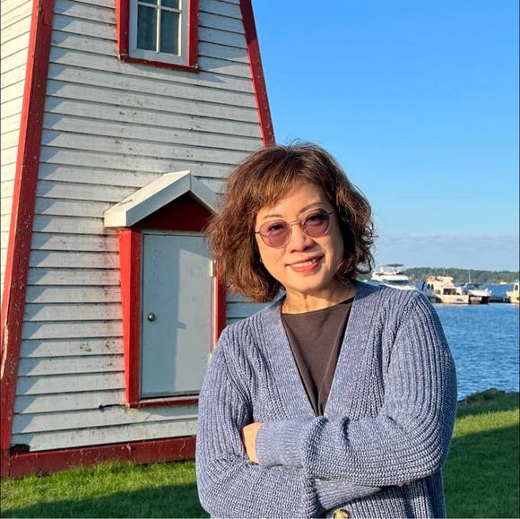 Meet your Posher, Amana - Picture 1 of 1